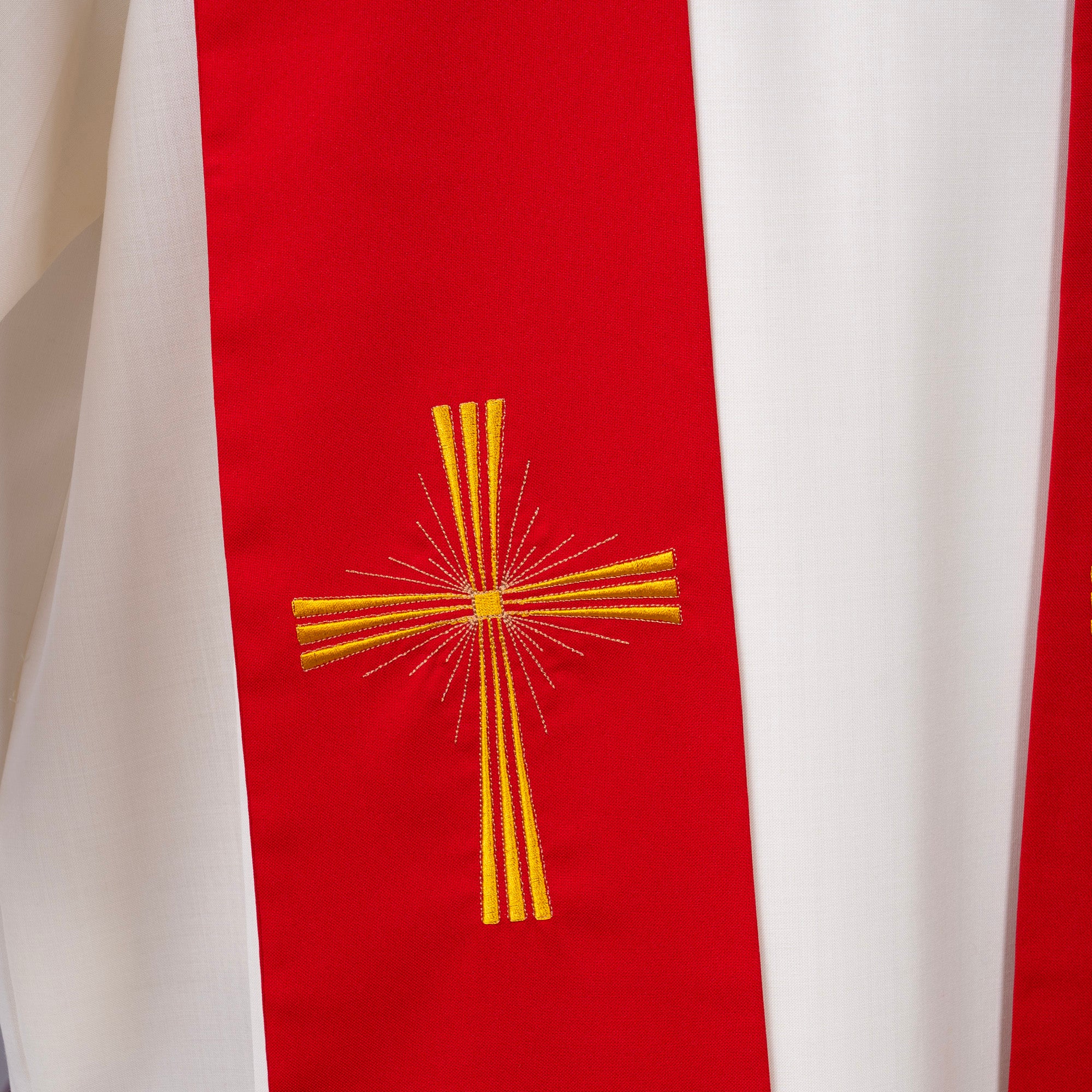 Stola Rossa per Sacerdote con Ricamo Croci Oro