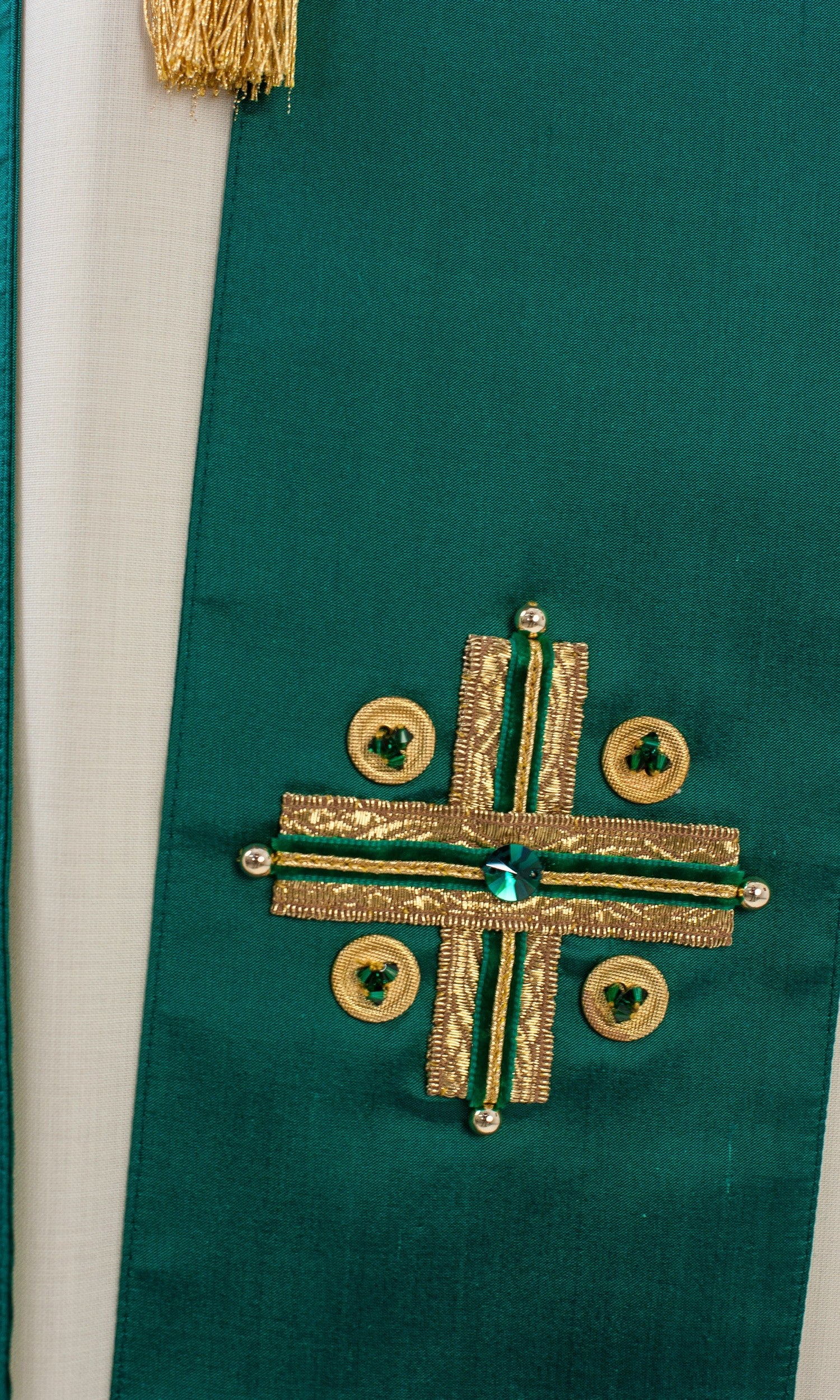 Stola per Sacerdote Verde in Seta con Croci Ornate